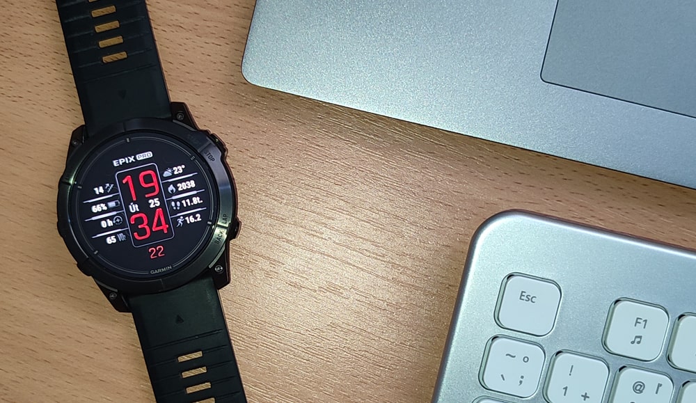 Pohled na AMOLED displej Epix Pro